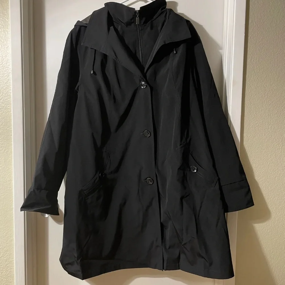 GALLERY Hooded Raincoat with Liner Black - Picture 5 of 12